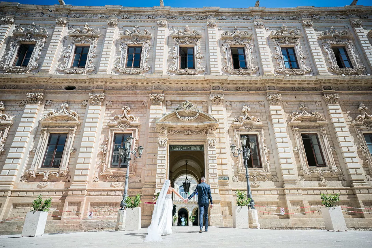Foto sposi palazzo celestini a Lecce
