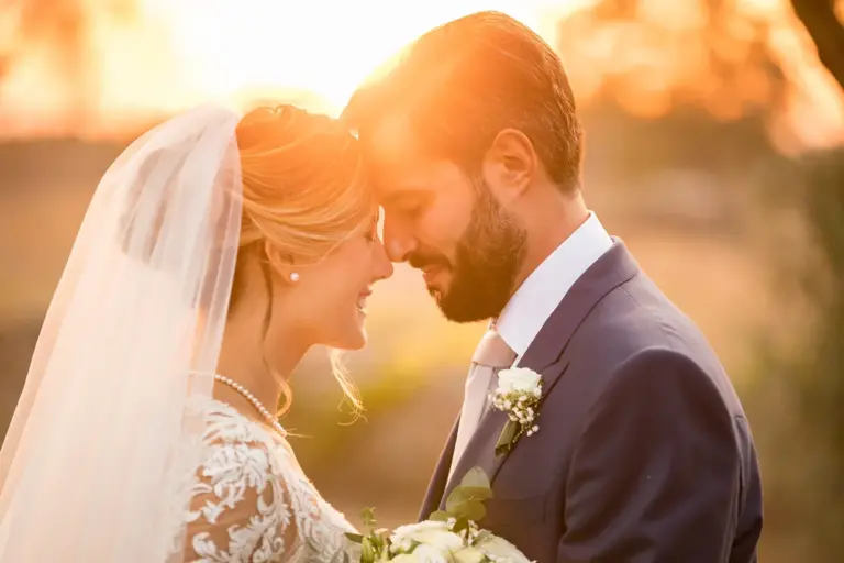 sposi, foto di coppia durante un matrimonio a Lecce