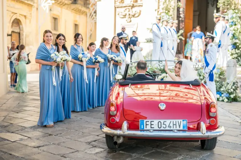 Matrimonio in divisa militare celebrato nella chiesa madre di Vernole